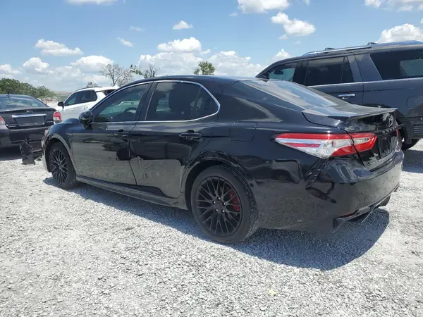 4T1B11HK7KU770396 2019 TOYOTA CAMRY - Image 2