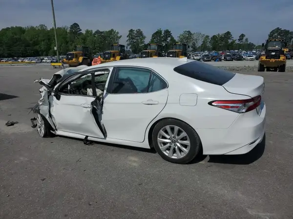 4T1B11HK7KU771953 2019 TOYOTA CAMRY - Image 2