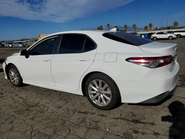 4T1B11HK7KU776165 2019 TOYOTA CAMRY - Image 2