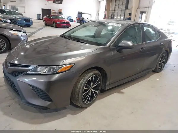 4T1B11HK7KU776554 2019 TOYOTA CAMRY - Image 2