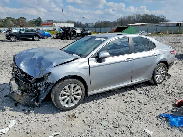 4T1B11HK7KU776747 2019 TOYOTA CAMRY - Image 1