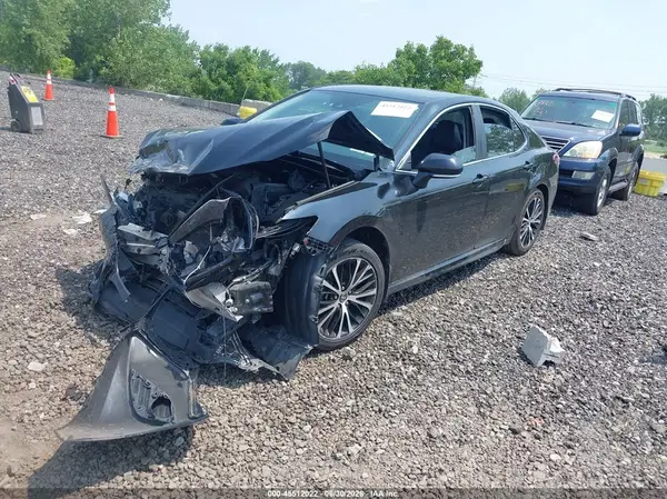4T1B11HK7KU778529 2019 TOYOTA CAMRY - Image 2