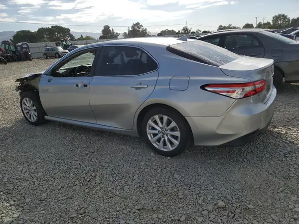 4T1B11HK7KU778966 2019 TOYOTA CAMRY - Image 2