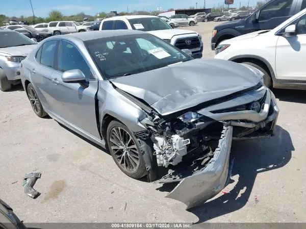 4T1B11HK7KU783438 2019 TOYOTA CAMRY - Image 1