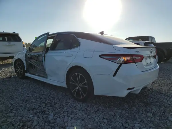 4T1B11HK7KU784928 2019 TOYOTA CAMRY - Image 2