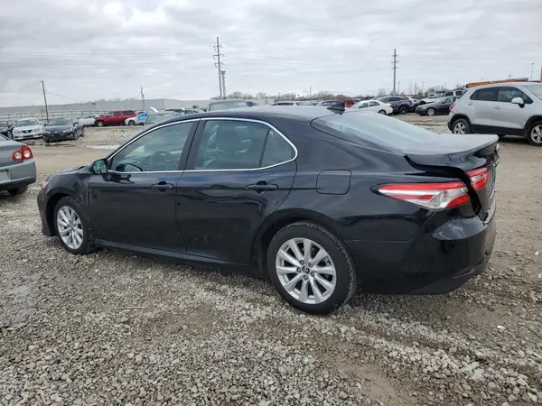 4T1B11HK7KU788526 2019 TOYOTA CAMRY - Image 2