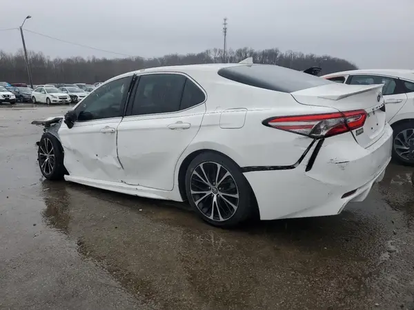 4T1B11HK7KU788915 2019 TOYOTA CAMRY - Image 2