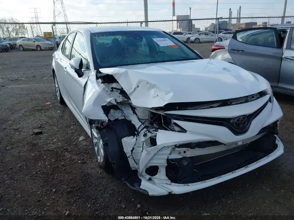 4T1B11HK7KU791653 2019 TOYOTA CAMRY - Image 1