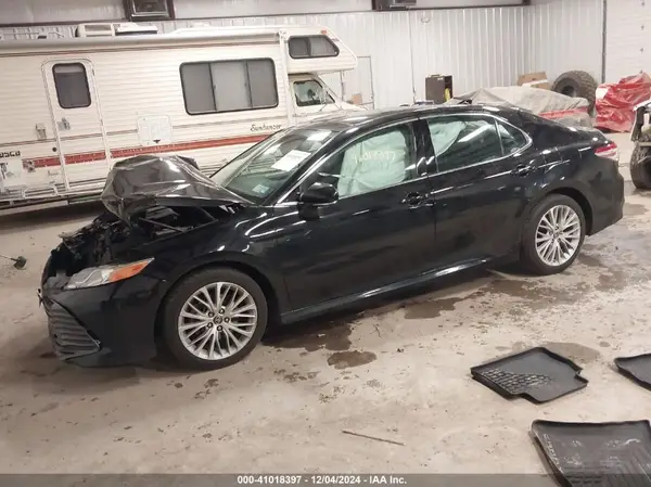 4T1B11HK7KU796531 2019 TOYOTA CAMRY - Image 2