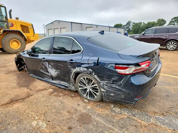 4T1B11HK7KU797422 2019 TOYOTA CAMRY - Image 2