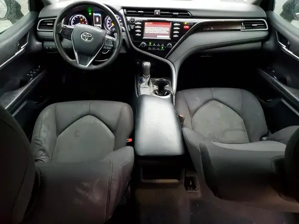 4T1B11HK7KU804725 2019 TOYOTA CAMRY - Image 8