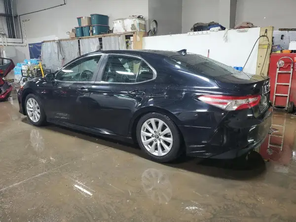 4T1B11HK7KU804756 2019 TOYOTA CAMRY - Image 2