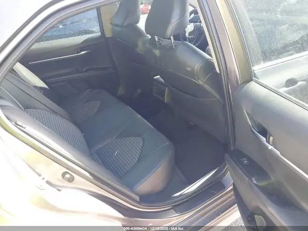 4T1B11HK7KU808807 2019 TOYOTA CAMRY - Image 8