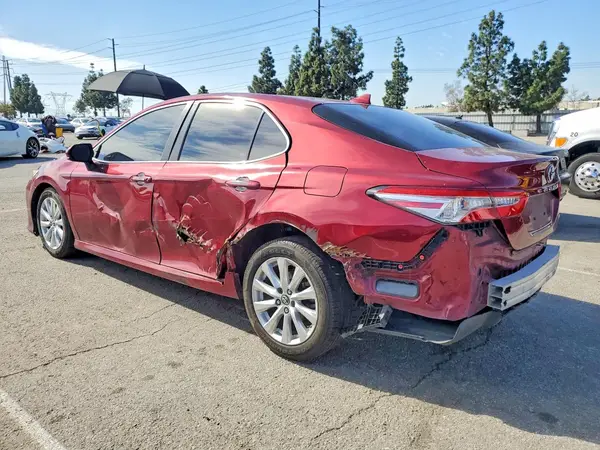 4T1B11HK7KU810895 2019 TOYOTA CAMRY - Image 2