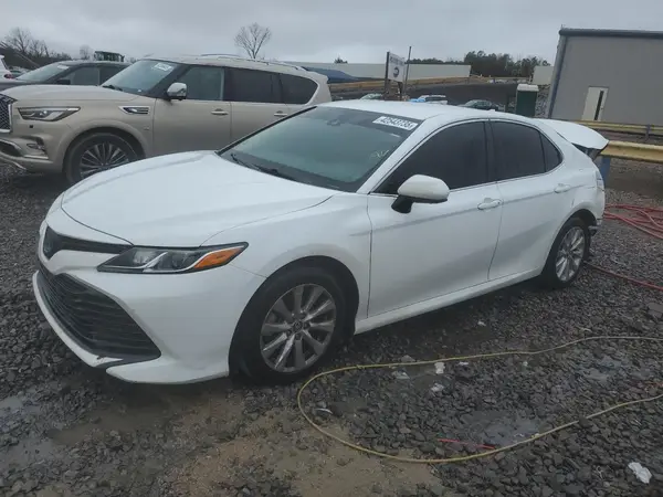 4T1B11HK7KU811612 2019 TOYOTA CAMRY - Image 1