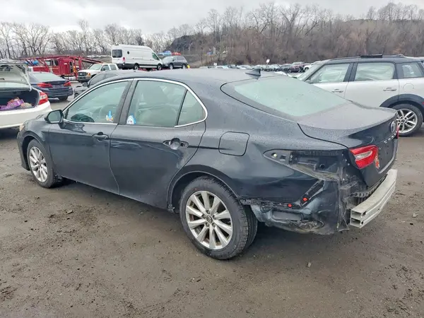 4T1B11HK7KU812212 2019 TOYOTA CAMRY - Image 2