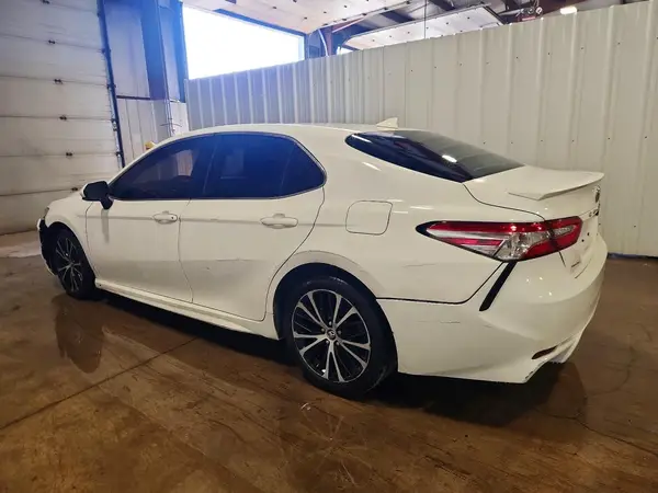 4T1B11HK7KU812467 2019 TOYOTA CAMRY - Image 2