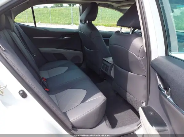 4T1B11HK7KU815661 2019 TOYOTA CAMRY - Image 8