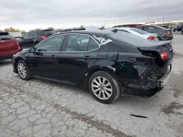 4T1B11HK7KU816762 2019 TOYOTA CAMRY - Image 2