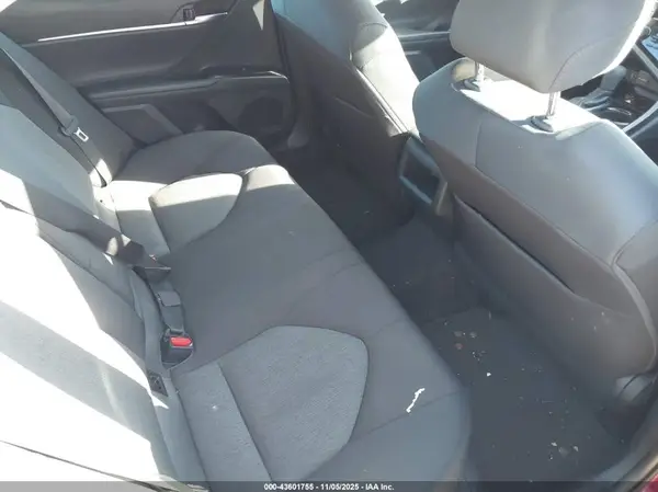 4T1B11HK7KU821332 2019 TOYOTA CAMRY - Image 8