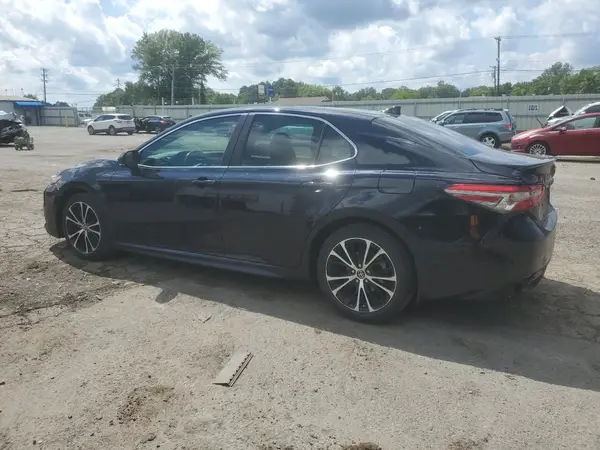 4T1B11HK7KU827910 2019 TOYOTA CAMRY - Image 2