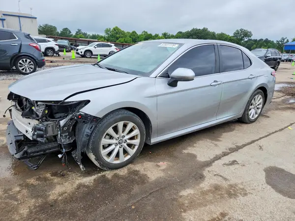 4T1B11HK7KU831035 2019 TOYOTA CAMRY - Image 1
