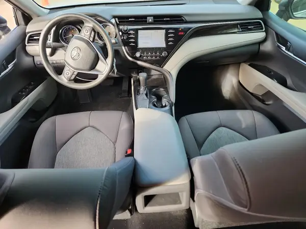4T1B11HK7KU835263 2019 TOYOTA CAMRY - Image 8