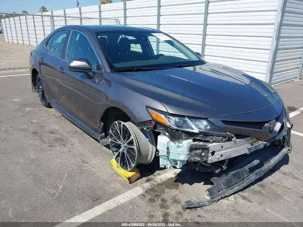 4T1B11HK7KU835358 2019 TOYOTA CAMRY - Image 1