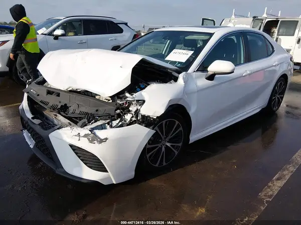 4T1B11HK7KU835490 2019 TOYOTA CAMRY - Image 2