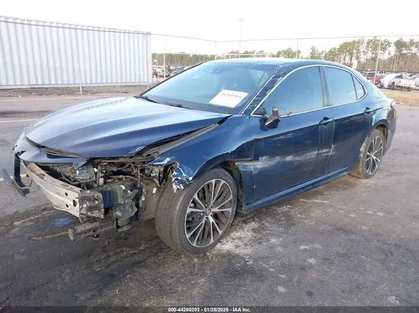 4T1B11HK7KU835635 2019 TOYOTA CAMRY - Image 2