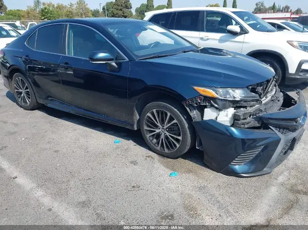 4T1B11HK7KU839300 2019 TOYOTA CAMRY - Image 1