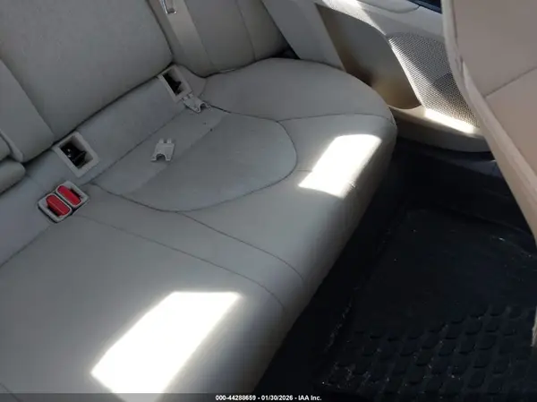 4T1B11HK7KU840866 2019 TOYOTA CAMRY - Image 8