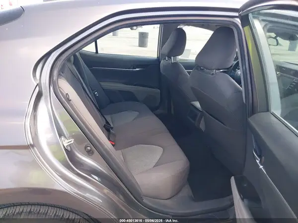 4T1B11HK7KU841404 2019 TOYOTA CAMRY - Image 8