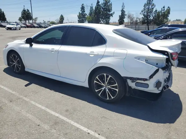 4T1B11HK7KU841886 2019 TOYOTA CAMRY - Image 2