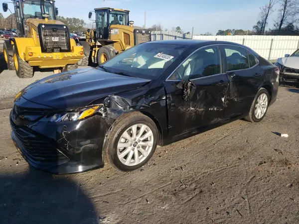 4T1B11HK7KU845243 2019 TOYOTA CAMRY - Image 1
