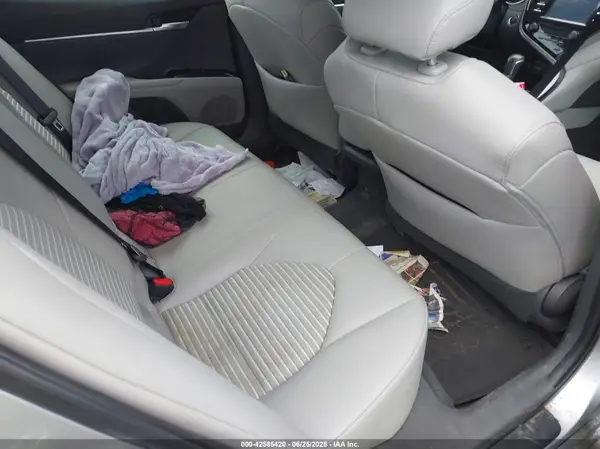 4T1B11HK7KU848871 2019 TOYOTA CAMRY - Image 8
