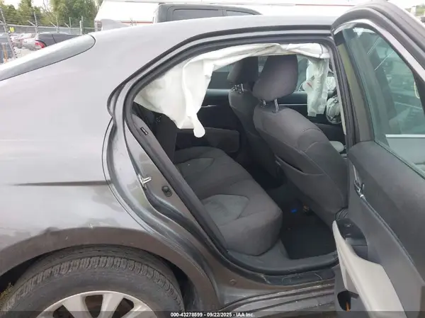 4T1B11HK7KU851382 2019 TOYOTA CAMRY - Image 8