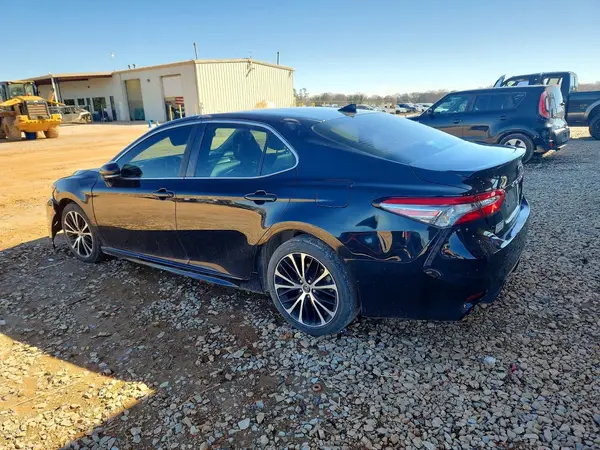 4T1B11HK7KU853407 2019 TOYOTA CAMRY - Image 2