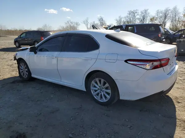 4T1B11HK7KU855514 2019 TOYOTA CAMRY - Image 2