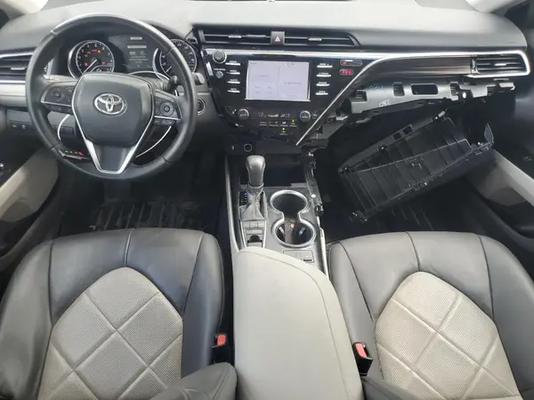 4T1B11HK8JU004014 2018 TOYOTA CAMRY - Image 8