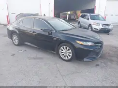 4T1B11HK8JU013165 2018 TOYOTA CAMRY