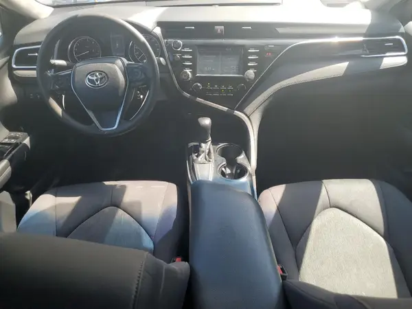 4T1B11HK8JU013487 2018 TOYOTA CAMRY - Image 8