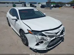 4T1B11HK8JU014770 2018 TOYOTA CAMRY
