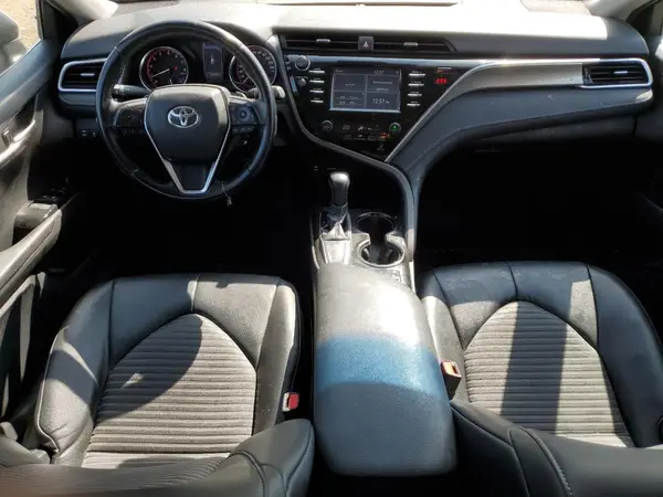 4T1B11HK8JU016986 2018 TOYOTA CAMRY - Image 8