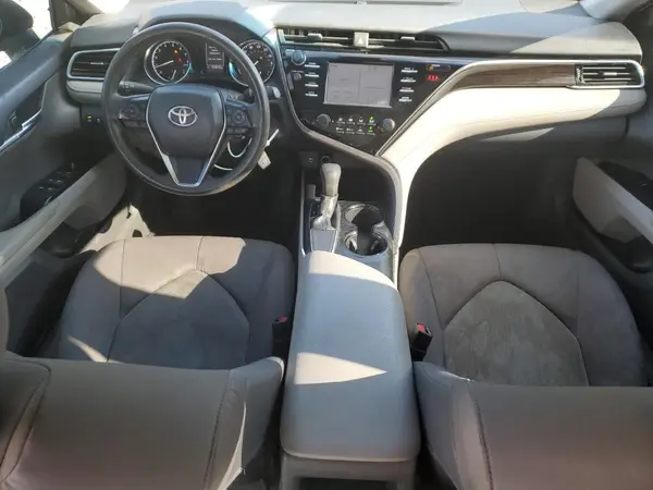 4T1B11HK8JU017314 2018 TOYOTA CAMRY - Image 8