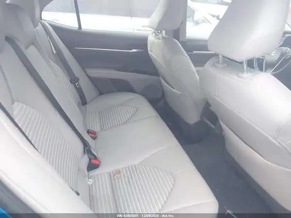4T1B11HK8JU017328 2018 TOYOTA CAMRY - Image 8