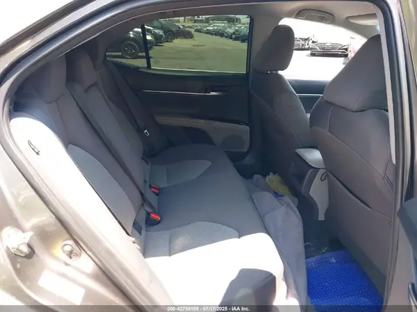 4T1B11HK8JU020438 2018 TOYOTA CAMRY - Image 8