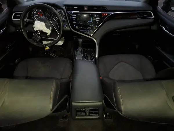 4T1B11HK8JU021136 2018 TOYOTA CAMRY - Image 8