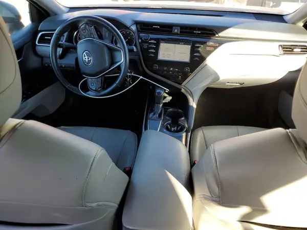 4T1B11HK8JU023937 2018 TOYOTA CAMRY - Image 8