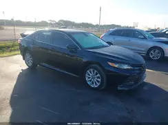 4T1B11HK8JU025462 2018 TOYOTA CAMRY